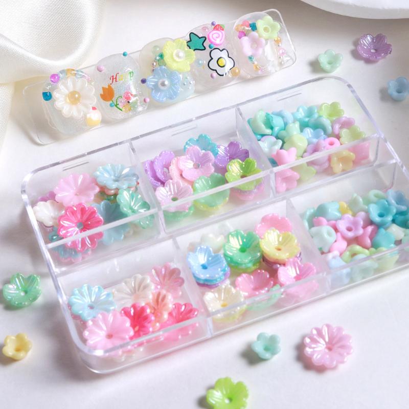 6 ячеек с миниатюрными украшен – обзор и цена Resin Art Using Flowers